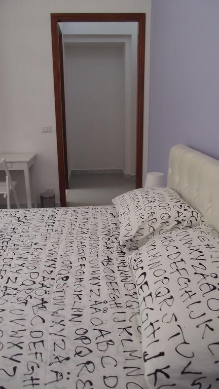 Aristocarli Bed & Breakfast Rome Bagian luar foto
